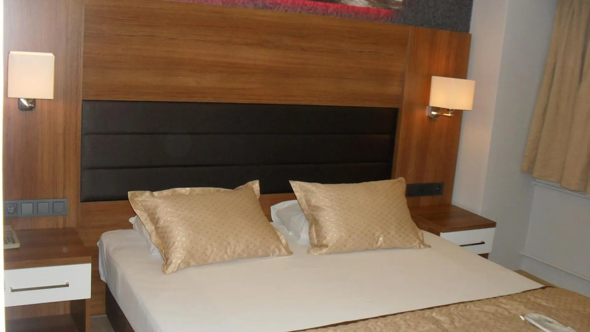 Hotel Izmir Otel Kabacam